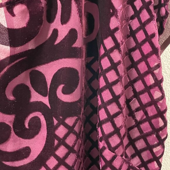 LANE BRYANT Burnout Velvet Sheer Short Raglan Sleeve Top Burgundy Women 18/20 - Picture 4 of 8